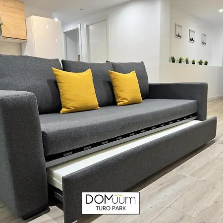 Domuum Holidays - Turo Park * Σαλού