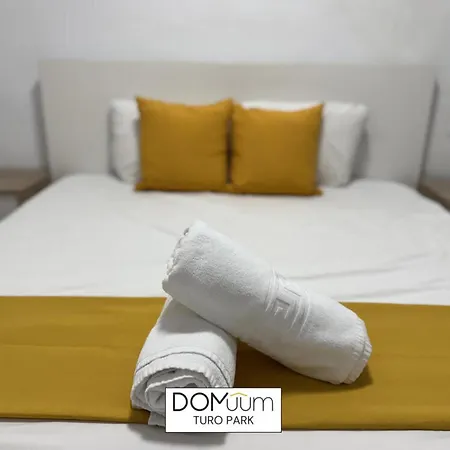아파트 Domuum Holidays - Turo Park 살루