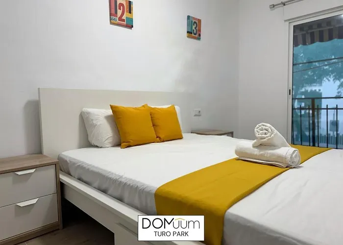 Domuum Holidays - Turo Park *